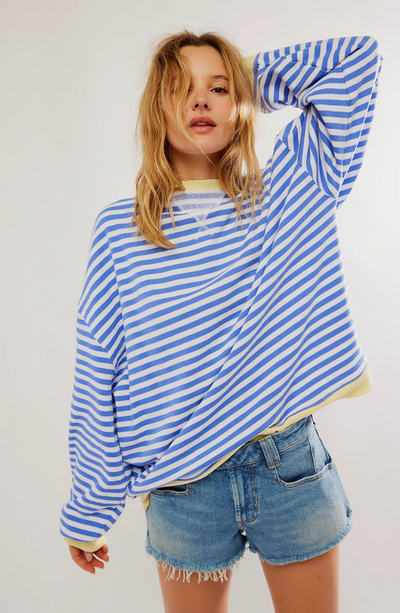 CARLA | OVERSIZED STRIPED SWEATER