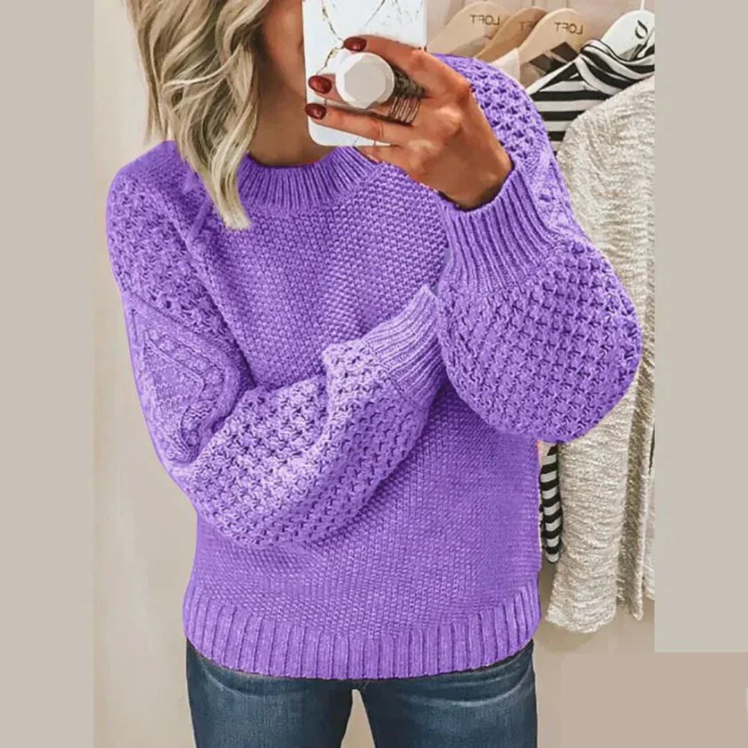 KELLY | CLASSIC KNITTED SWEATER