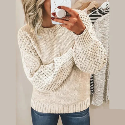 KELLY | CLASSIC KNITTED SWEATER