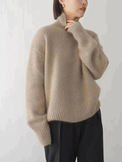 LUCY | Soft Turtleneck Sweater