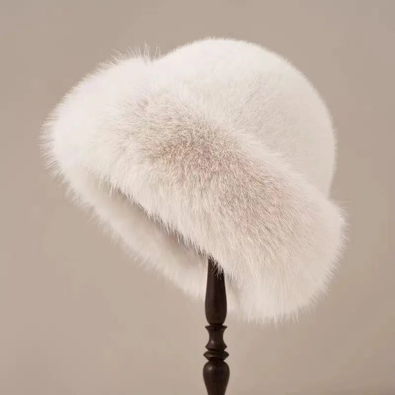 AMY - ELEGANT FUR HAT